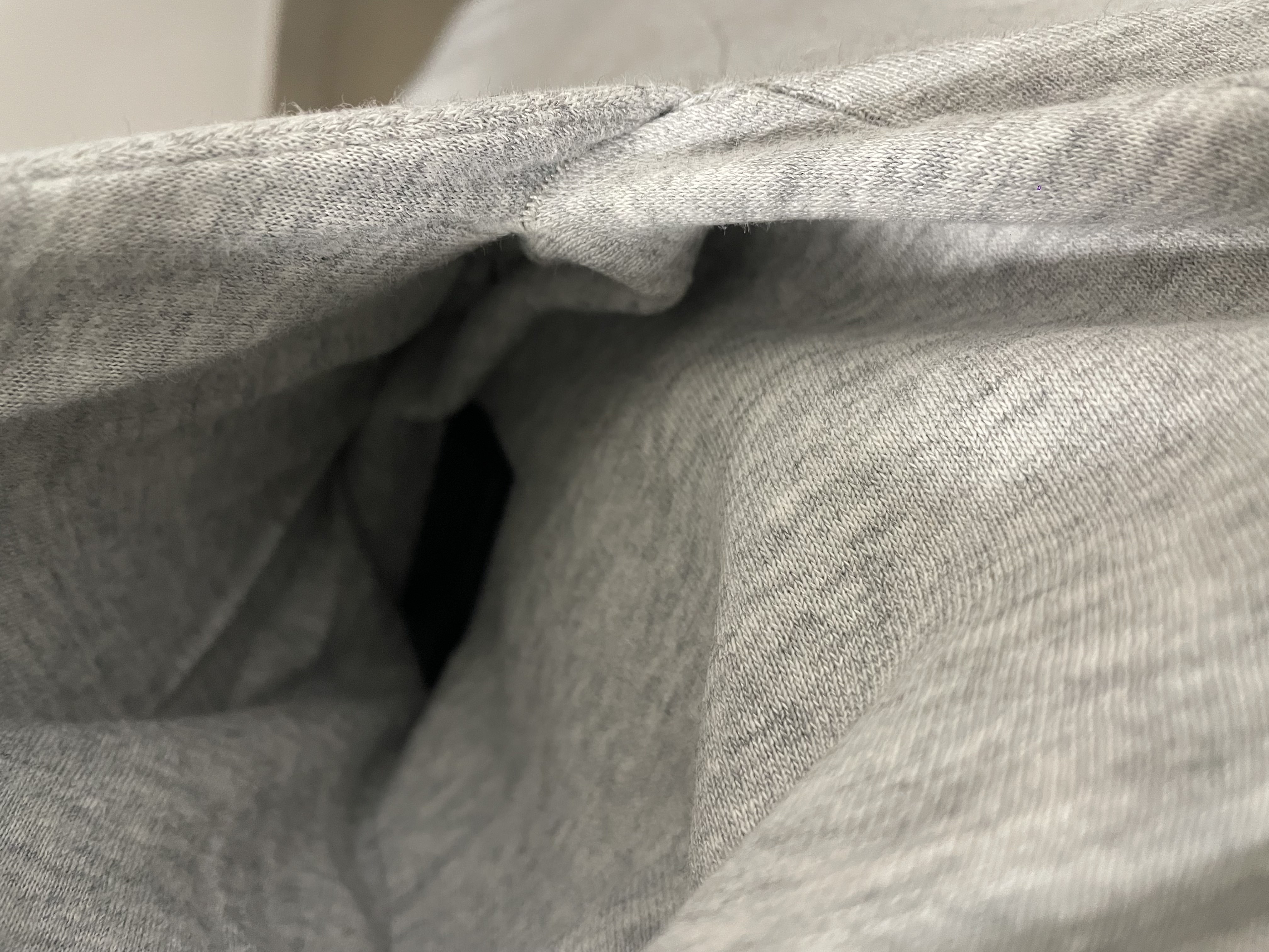 הכניסו את המקליט לתוך הכיס